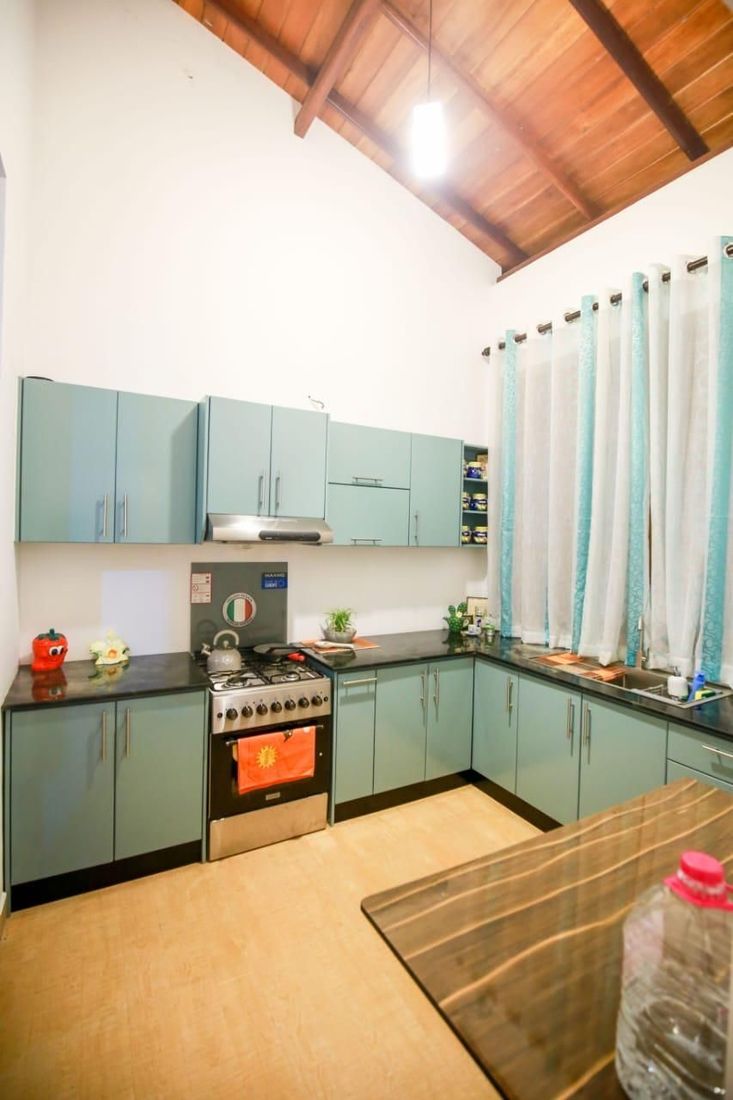 Fully equipped kitchen